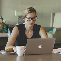 girl with laptop